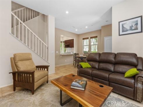 68  Elysian  , Irvine, CA