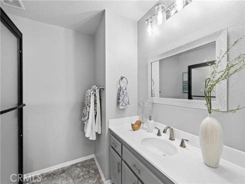 3  Summer Breeze  , Irvine, CA