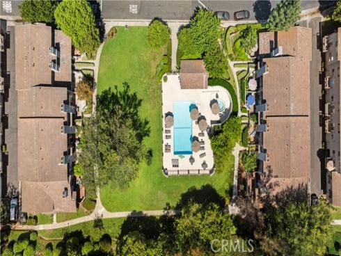 3  Summer Breeze  , Irvine, CA