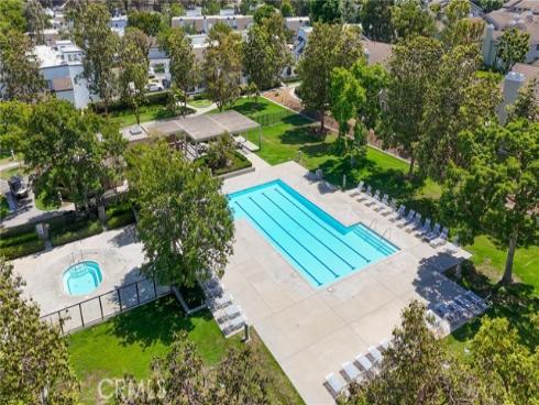 226  Greenmoor  95 , Irvine, CA