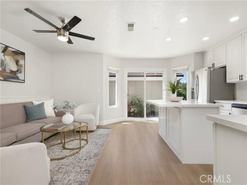 226  Greenmoor  95 , Irvine, CA