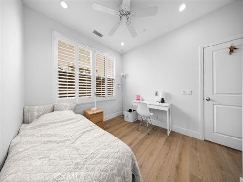 63  Birmingham  , Irvine, CA