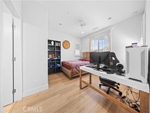 63  Birmingham  , Irvine, CA