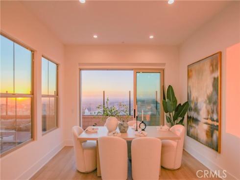 137  Oakstone  , Irvine, CA