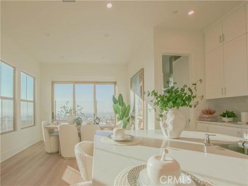 137  Oakstone  , Irvine, CA