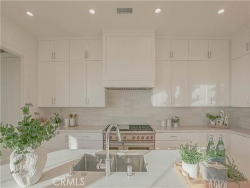 137  Oakstone  , Irvine, CA