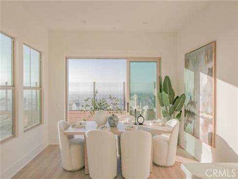 137  Oakstone  , Irvine, CA