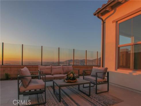 137  Oakstone  , Irvine, CA