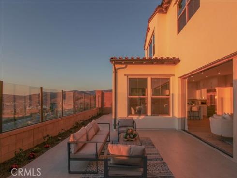 137  Oakstone  , Irvine, CA