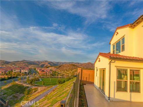 137  Oakstone  , Irvine, CA