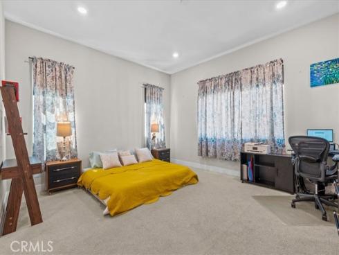 113  Source  , Irvine, CA