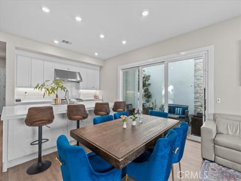 113  Source  , Irvine, CA