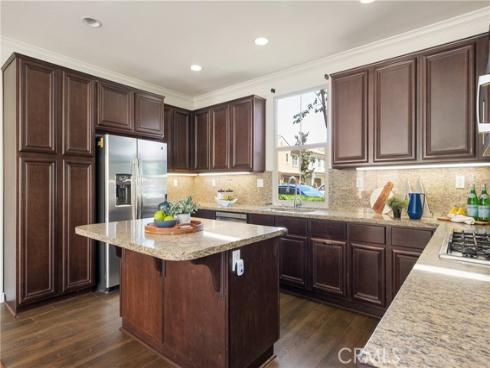 42  Land Grant  , Irvine, CA