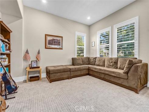 74  Iluna  , Irvine, CA