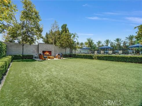 74  Iluna  , Irvine, CA