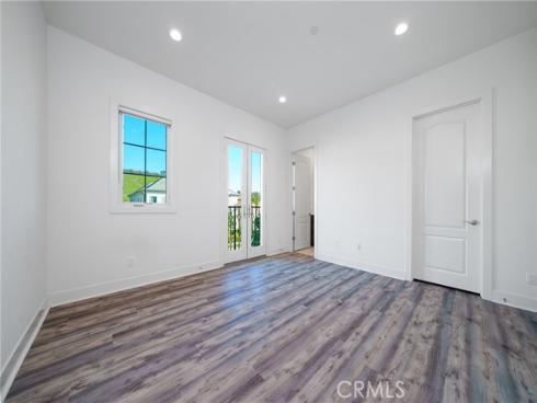 56  Egret  , Irvine, CA