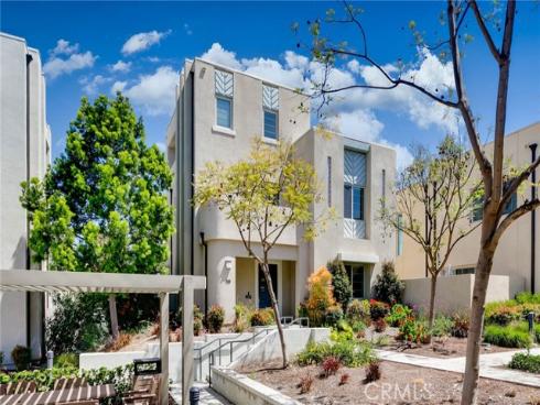 105  Catalyst  , Irvine, CA