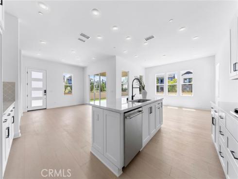 123  Bosal  , Irvine, CA