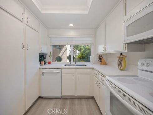 37  Dogwood  , Irvine, CA