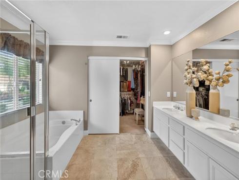 10  Calais  , Irvine, CA