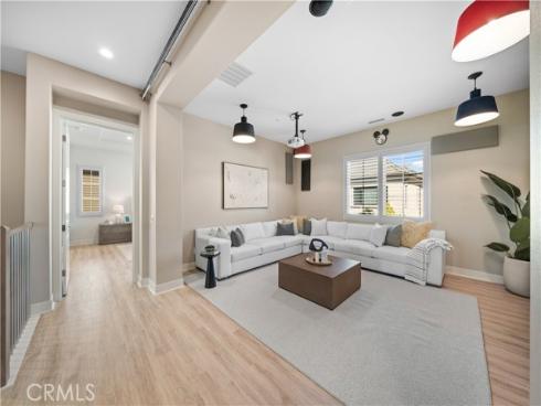 53  Hornbill  , Irvine, CA