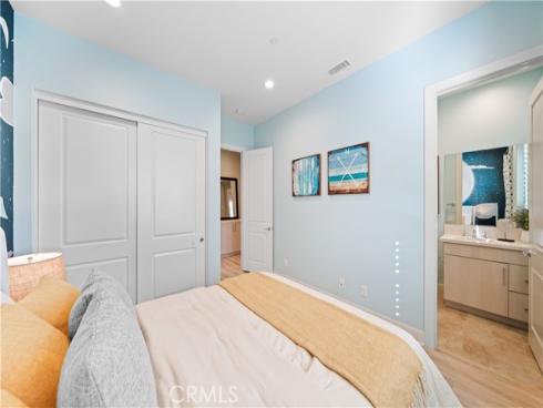 53  Hornbill  , Irvine, CA