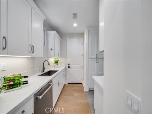 126  Paxton  , Irvine, CA