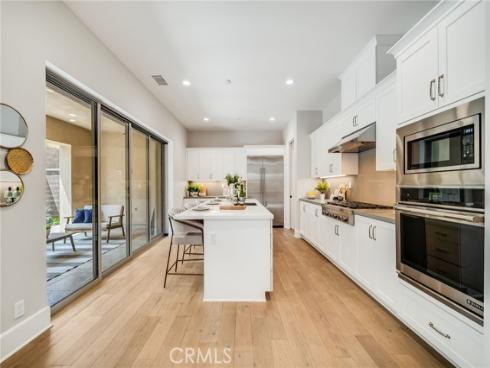 126  Paxton  , Irvine, CA