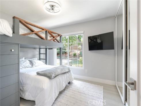 12  Juniper  , Irvine, CA