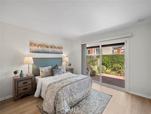 22  Meadowsweet  , Irvine, CA