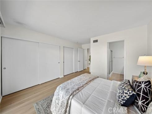 22  Meadowsweet  , Irvine, CA