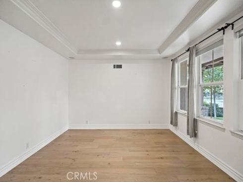 33  Modesto  , Irvine, CA