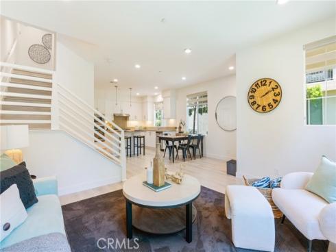 747  Beacon  , Irvine, CA