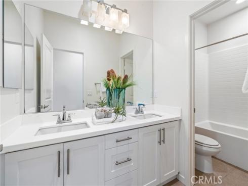 747  Beacon  , Irvine, CA