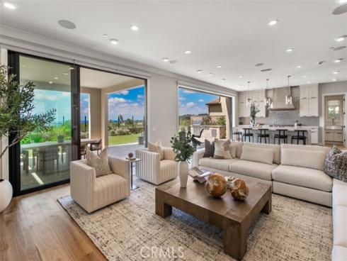 224  Clear Falls  , Irvine, CA