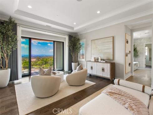 224  Clear Falls  , Irvine, CA