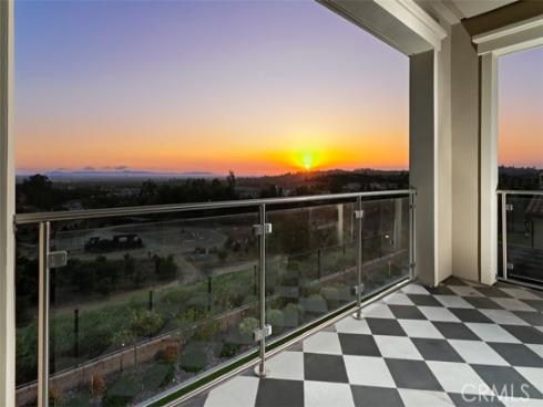 224  Clear Falls  , Irvine, CA