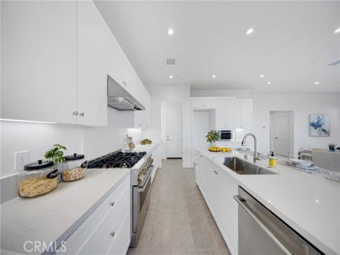 107  Eversedge  , Irvine, CA