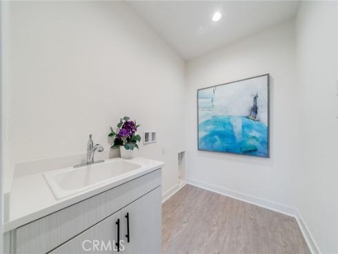 196  Episode  , Irvine, CA