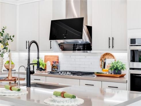 196  Episode  , Irvine, CA