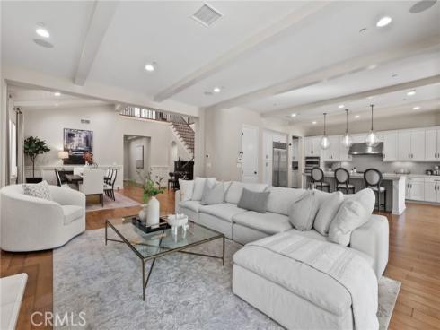 10  Shadybend  , Irvine, CA