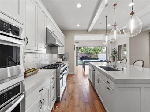 10  Shadybend  , Irvine, CA