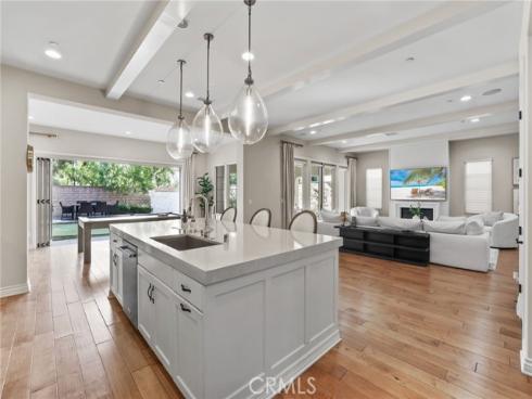 10  Shadybend  , Irvine, CA