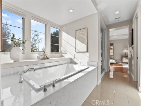 10  Shadybend  , Irvine, CA