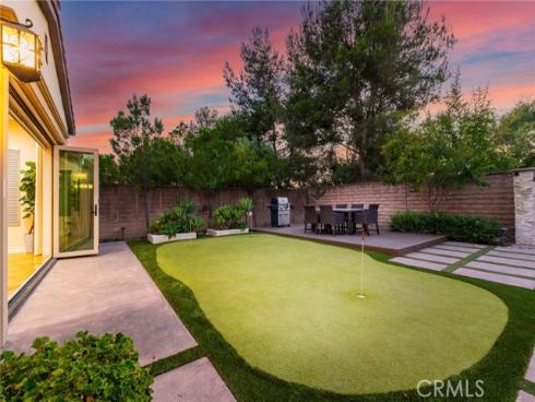 10  Shadybend  , Irvine, CA