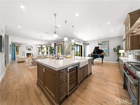 212  Clear Falls  , Irvine, CA