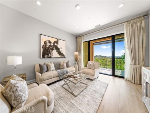 212  Clear Falls  , Irvine, CA