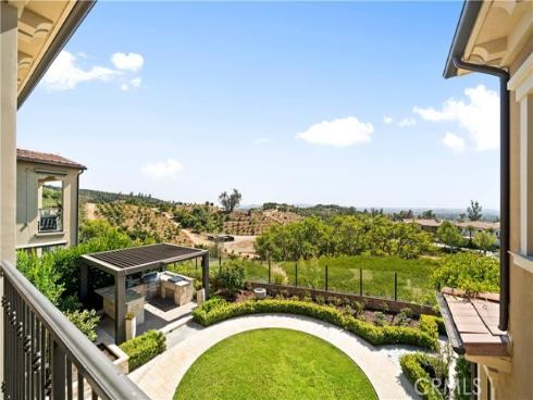 212  Clear Falls  , Irvine, CA