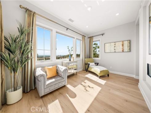 212  Clear Falls  , Irvine, CA