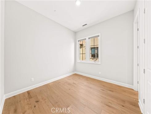 212  Clear Falls  , Irvine, CA